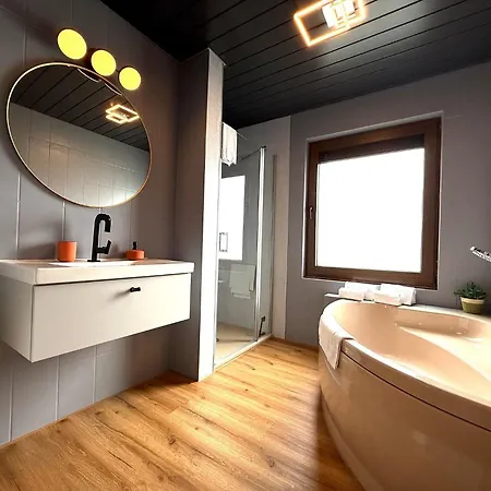 Haus Panoramablick - 2 アパート *